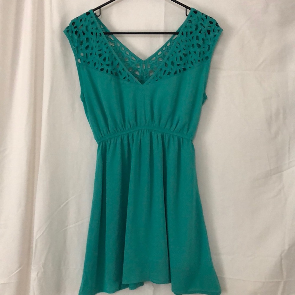 Dress - Picture 2 of 2